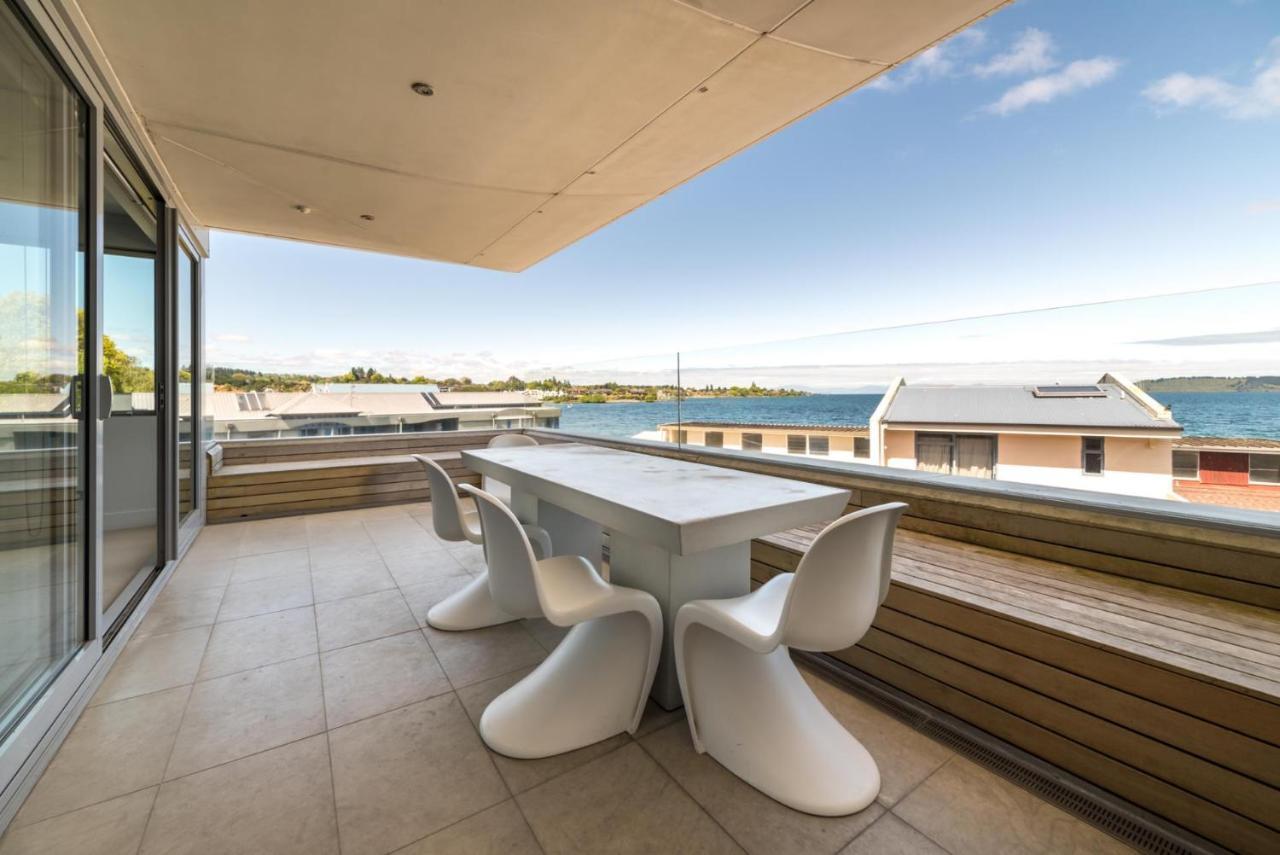 Sacred Waters Taupo Aparthotel Exterior photo